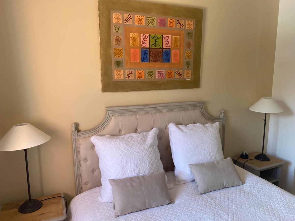 Des Roses Bed and breakfast Roussillon en Isere